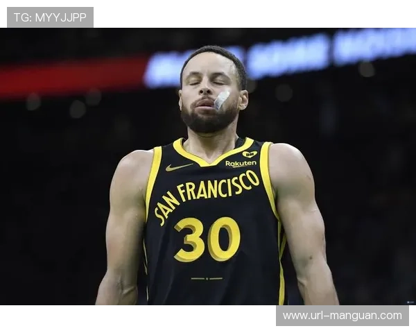 库里因膝盖伤势继续缺阵，波尔津吉斯跟腱出战成疑